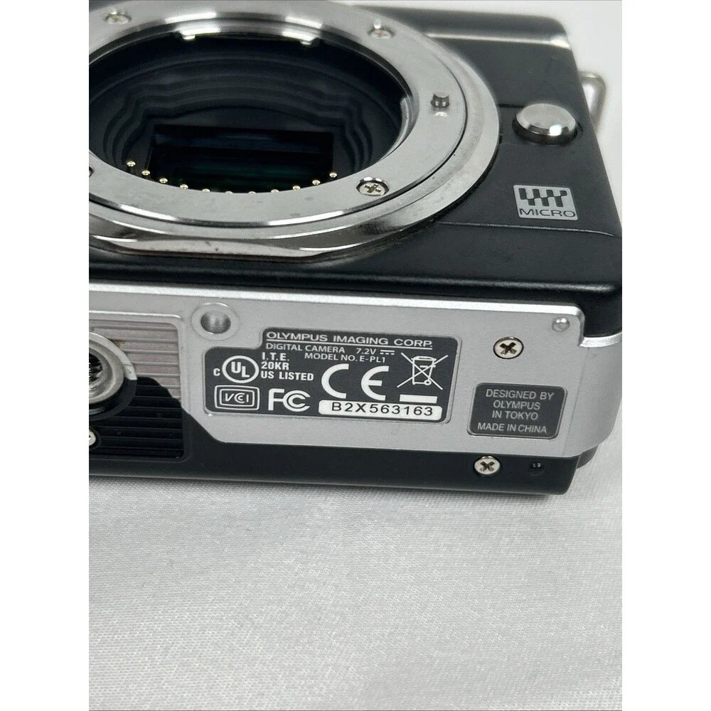 Olympus PEN E PL1 Digital Camera with Lens and Battery